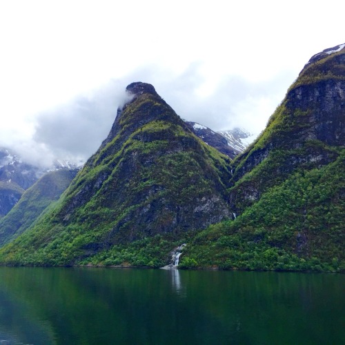 qtiest:The fjords of Norway are truly unreal… like you’re traveling on passageways through huge anci