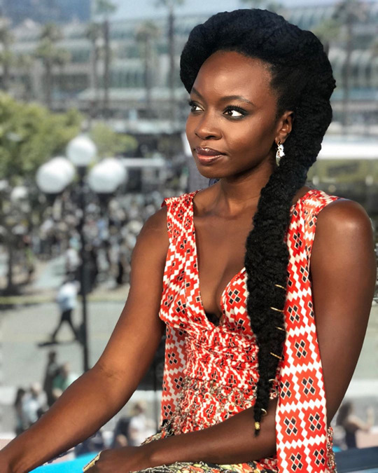 accras:  Texture x Braids x Rings💛Look 2 w/the lovey Danai Gurira [x]