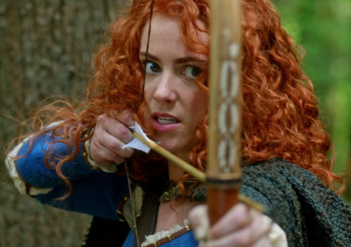 Merida - my full analysis and more costumes from OUAT 5.1 and 5.2 HERE!Screencaps from Kissthemgoodb