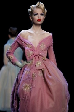 vogue-is-viral:  Dior Haute Couture, spring