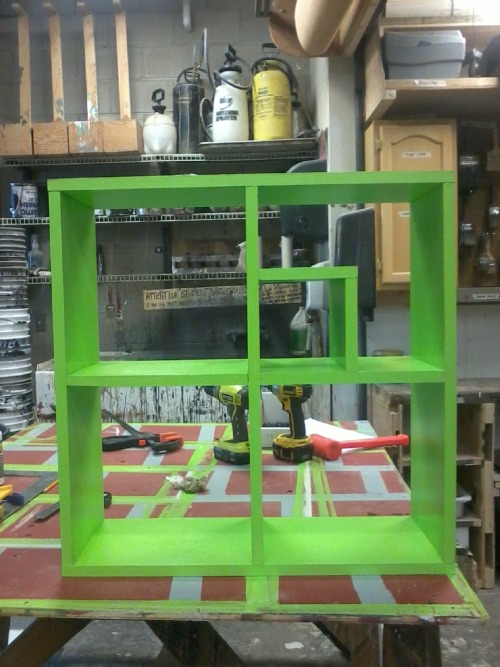 saccharinesylph:broyoma:this is what I do with my scenic design skills. I made a Homestuck bookcase 