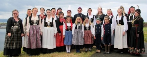 Icelandic Folk Costumes Íslenski Þjóðbúningurinn is the name for the national or folk costumes of Ic