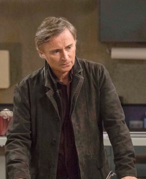virgidearie:truegoldilocks:Looks like a lot of Weaver in the winter finale…7.10Pic credit to FarFarA
