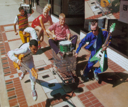 puregwenstefani:  Tragic Kingdom Cover shoot  