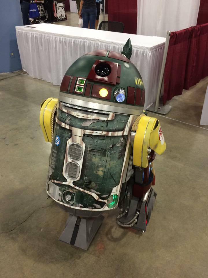 webofstarwars:  If Boba Fett got an Astromech droid for Slave I. 