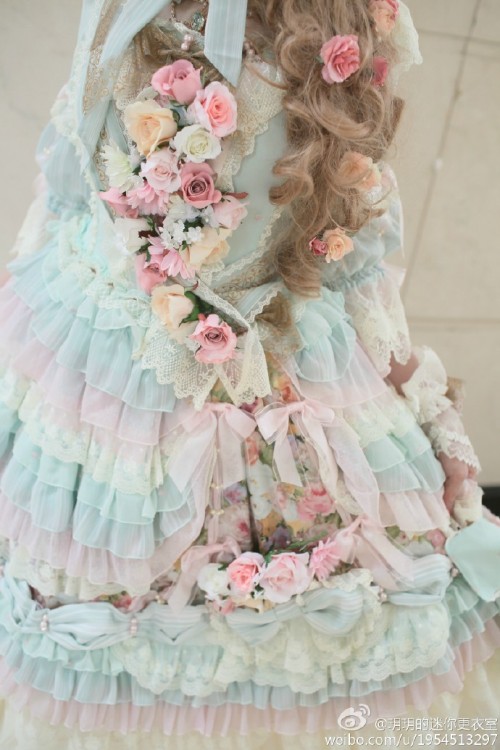 petit-cottage: Scarlet, Primavera Waltz
