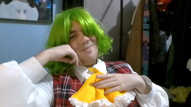 eeeeee ahhh ummm  i felt  was sittin on a call with friends cosplayed as yuuka ......