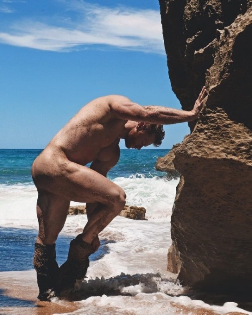 dude-on-demand:Caylan Hughes