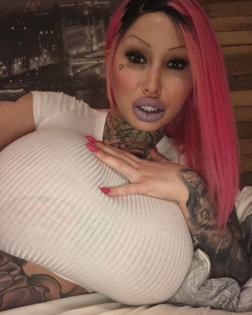 bimbosybarbies:Mary Magdalene  666xdj777