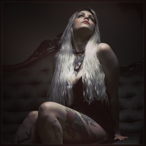 ultima-suicide:  #ultimasuicide #tattoo #blonde #nikamarchiphotography 