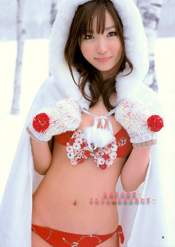 shima-ken:  芸能人の気になる噂 : 吉木りさがサンタの格好してティッシュ配りしてたら何度も貰いに行っちゃうよね
