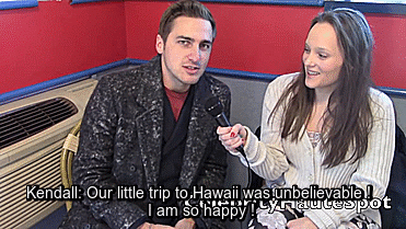aucelebrity:  Au Meme : Kendall Schmidt talks about your honeymoon.