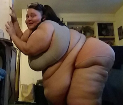 bigcutiedelilah-deactivated2021:More pics I’m deleting from My phone and posting here 1st! https://Delilah.bigcuties.comBig girls be pretty too