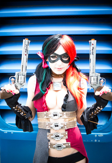 girlandguns:  Girl With Gun  follow me at : http://girlandguns.tumblr.com/