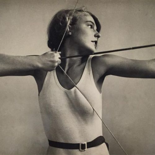 hauntedbystorytelling:    Friedrich Seidenstücker :: Untitled [woman archer], 1930.  more [+] by F. Seidenstücker  