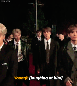 yoonseok:you can’t stop him loving himself