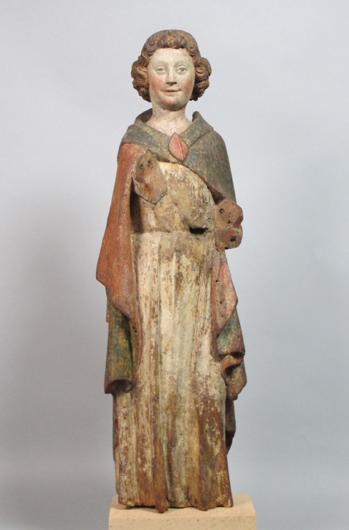 met-cloisters:Angel via The CloistersMedium: Wood, paintThe Cloisters Collection, 1925Metropolitan M