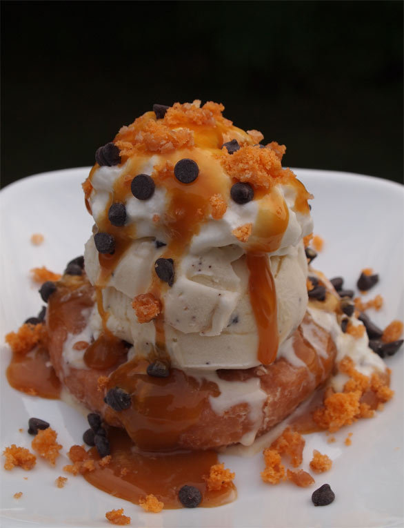 breakfastsundae:  Pumpkin Donut Sundae tasty new Entenmann’s Pumpkin Donuts with