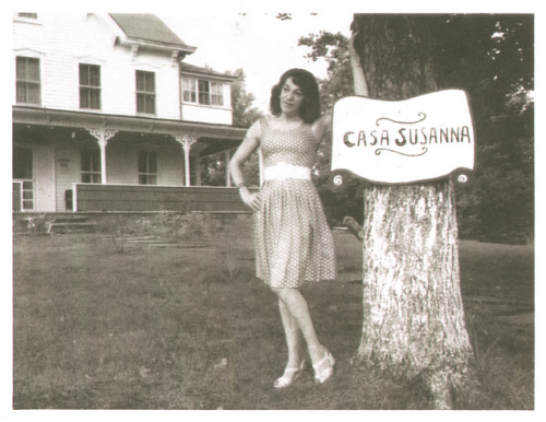 kaylapocalypse:femmevoid:damnitamber:From Casa Susanna: Photographs from a 1950s Trans Hideawaythese