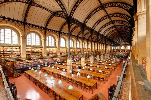 un-monde-de-papier:  La salle de lecture de la bibliothèque Sainte-Geneviève, à