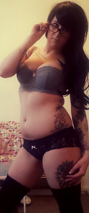 inkedchloe:  Glasses time new bra and pants on . Girls With Tatts