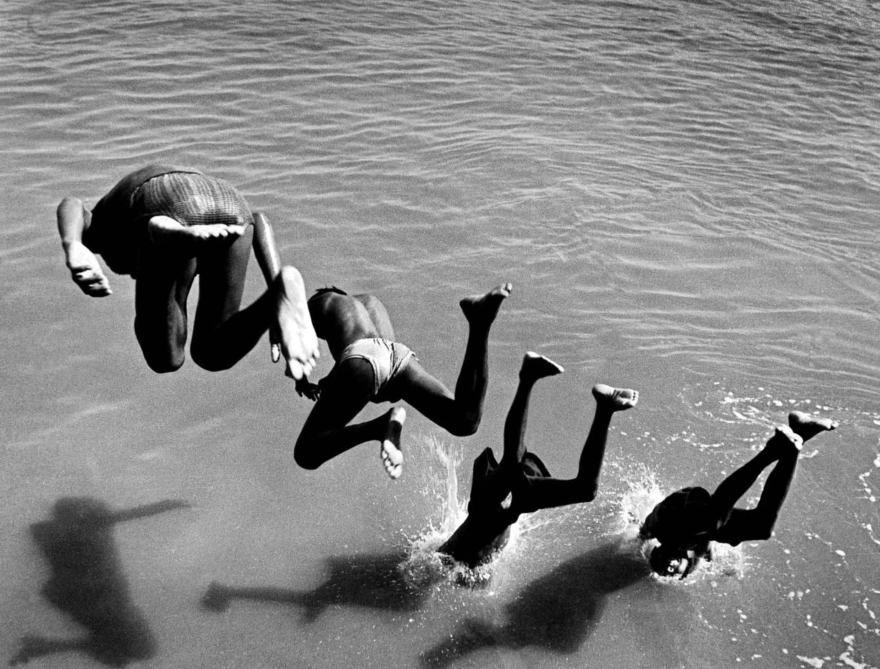 mpdrolet:  Mumbai, India,  1970      T.S. Satyan 