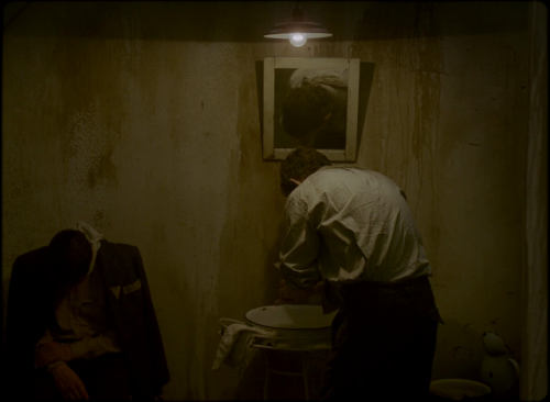 Son of Saul (2015)Director: László Nemes cinematographer: Mátyás Erd&eac