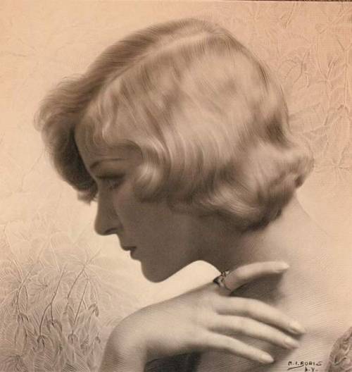 fymodernflapper: Portrait by M.I. Boris (born Boris Majdrakoff, 1887-1962)