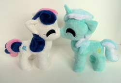 follylollysews:  Another commission!  This time it’s Lyra and Bon Bon :&gt; they have magnets in their noses for kisses~  