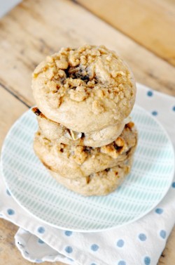 intensefoodcravings:Apple Pie Bagels | Jacquelyn Clark  Oh lord