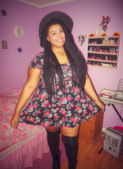 plussizeootd:duchess-gummybunss:Because I feel like a giant doll today.