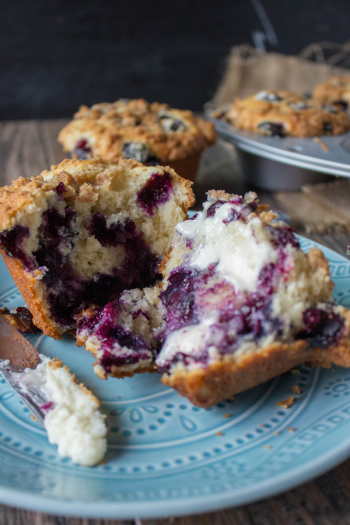 Blueberry Muffins with Brown Sugar Streusel
