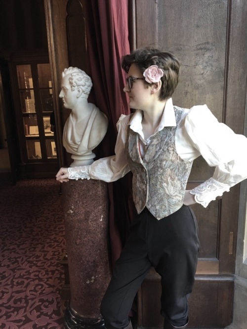 just some pics of @conan-doyles-carnations and i being very dramatic at newstead abbey, ancestral ho