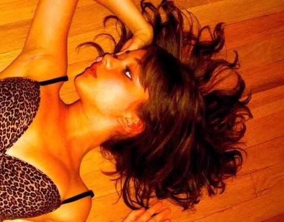 fortheloveofsexandgirls:  Sarah Hyland | Instagram &amp; Leaked Photos
