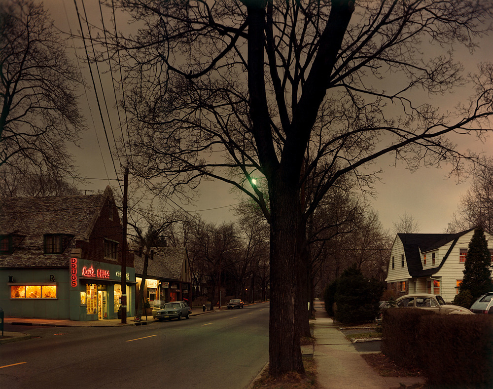 phdonohue:  Dusk, New Jersey, 1978 – Joel Meyerowitz 
