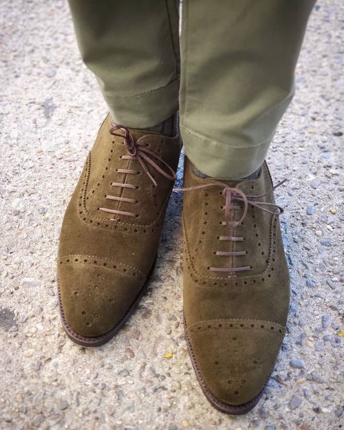 My latest gift to myself. Love the Winderemere on the TMG in Dark Olive Suede. . . . . . #suedeshoes