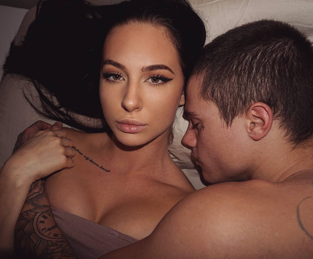 glamoxury:    glamoxury   