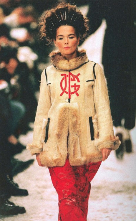 maryjopeace:  JEAN PAUL GAULTIER | BJORK | THE GRAND VOYAGE | FALL/WINTER 1994/1995