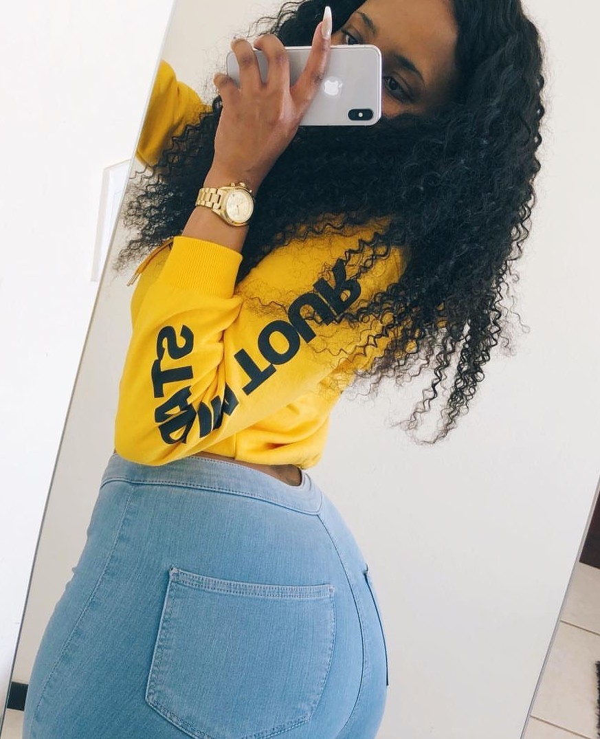 kingjazziedad:  DeliciouslySexy. CurvyLicious. BootiDelicious Ma.. Ms Odert__M ❤️💜💙