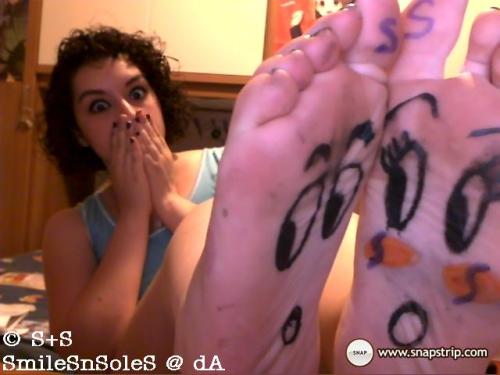 flipflopqueens101: foot fetish?