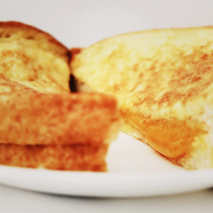 littlephotosets:  grilled cheese  Good lord