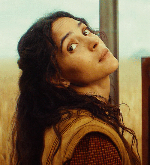 ADRIA ARJONA AS BIX CALEEN.