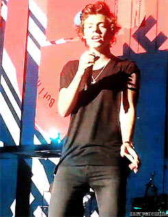 the-boys-who-stole-our-hearts:  fahoohz:  That person was obviously blind.  or just stupid and jealous. 