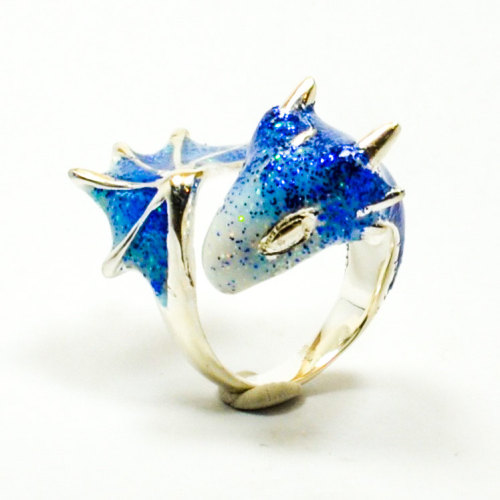 wordsnquotes:  Gorgeous Mythological Creature Rings Contemporary jewelry designer Monvatoo London creates striking mythical creature jewelry. Their knowledge and passion for fashion are showcased through the combine quirkiness and sophistication of their