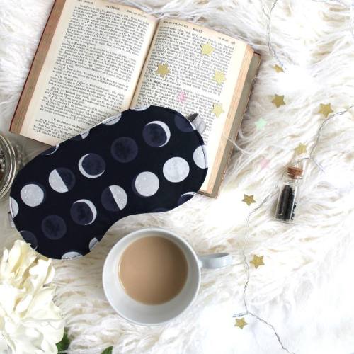 Happy weekend! #sleepmask #sweetdreams #sleepin #weekend