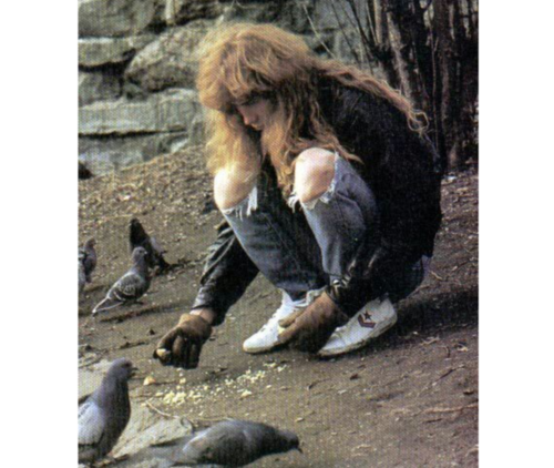 medlilove:About 10k notes ago @herelieskurt asked someone to redraw this photo of Dave Mustaine feeding pigeons into Eddie. I’m sure it’s already been done but here’s my take!Here’s Eddie in the upside down, doing his very best.Please click for