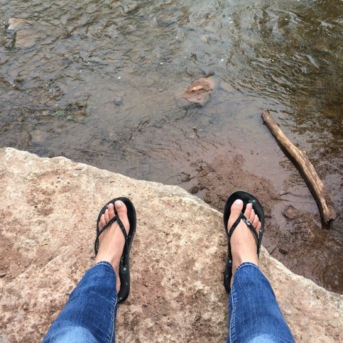 Relaxing at the park :) #oakville #lionsvalleypark #beautifulday #river #trail