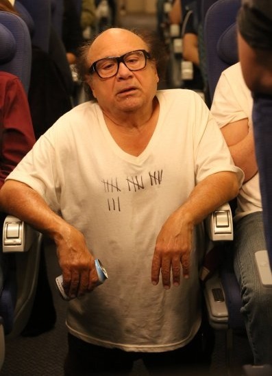 tvtracker:  It’s Always Sunny in Philadelphia Episode 10.01 ‘The Gang Beats Boggs’