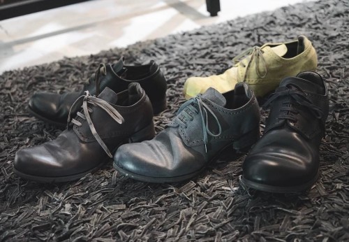 DEVOAName. Guidi Leather ShoesItem code.  FW-MGSColor.  Reverse Blue | Purple Gray | Dark Green | Re