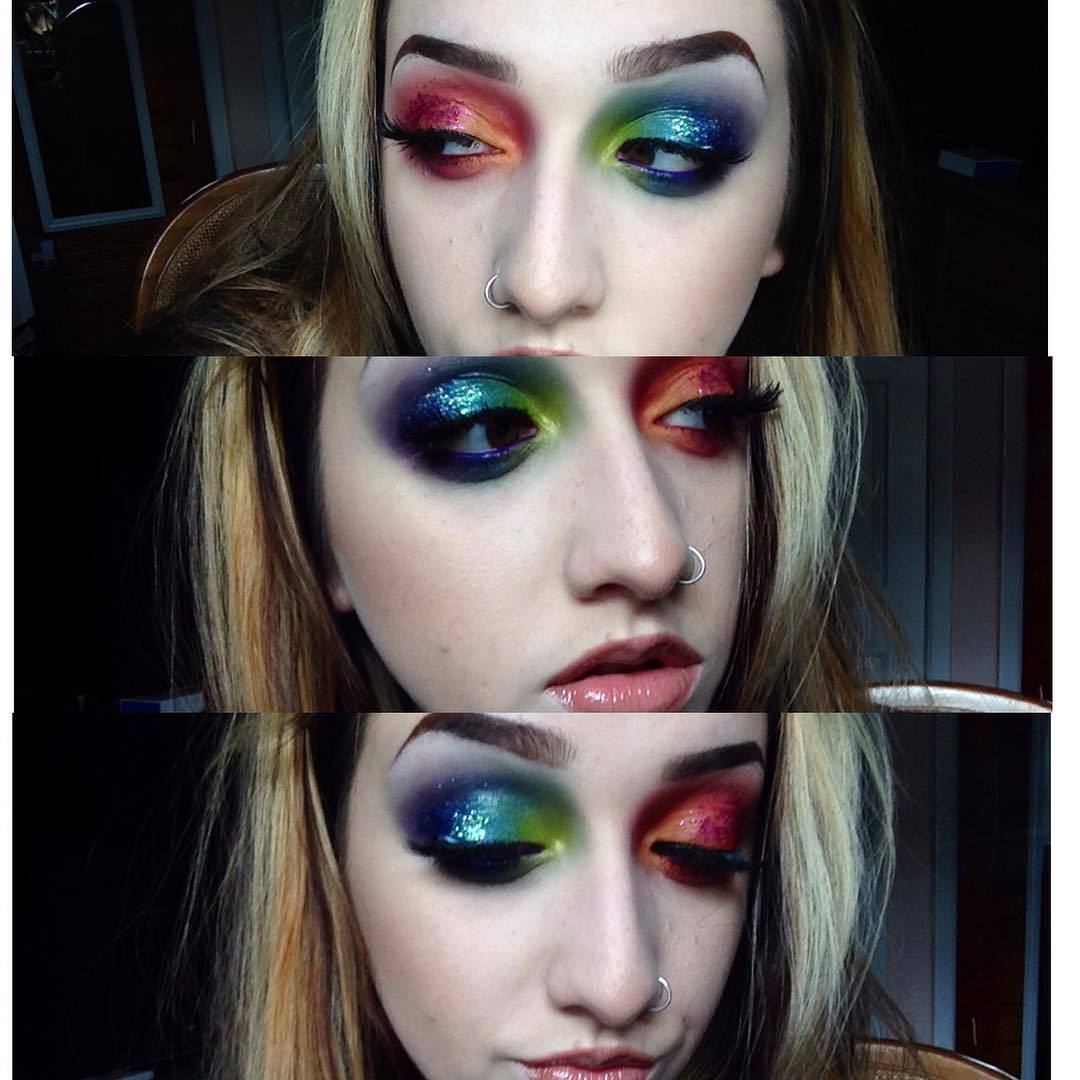 rockyh0rr0rbeetlejuice:  Rainbow 😌 inspired by @lindsayeatsbrains 👼🏻💜